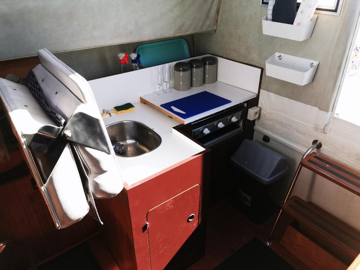 Botel Nuit Insolite Sur Un Bateau Chauffe